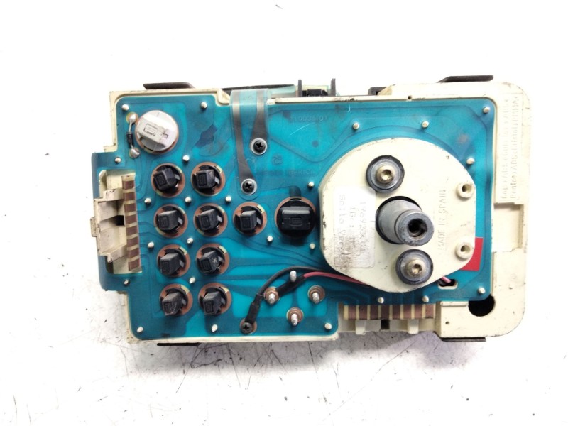 Recambio de cuadro instrumentos para seat marbella 0.9 cat referencia OEM IAM 19691701  33271