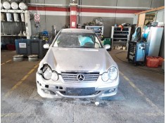 mercedes clase c (w203) berlina del año 2004