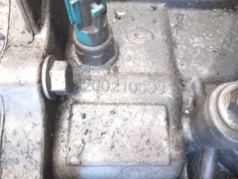 Recambio de caja cambios para nissan primera berlina (p12) acenta referencia OEM IAM 8200210599  