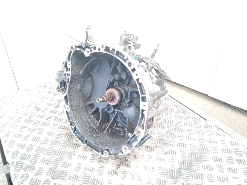 Recambio de caja cambios para nissan primera berlina (p12) acenta referencia OEM IAM 8200210599  