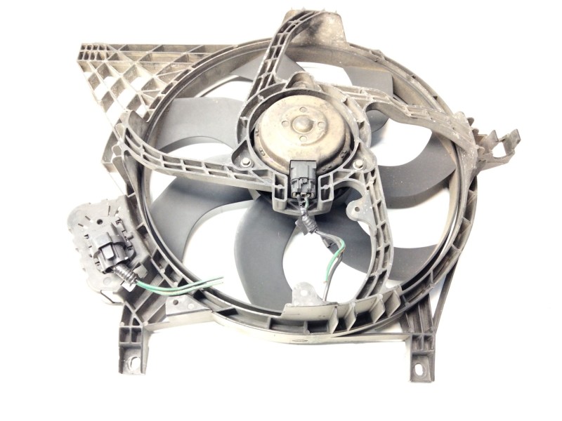 Recambio de electroventilador para nissan primera berlina (p12) acenta referencia OEM IAM   