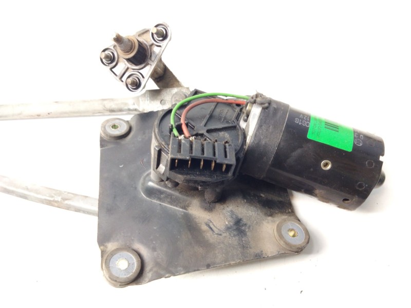 Recambio de motor limpia delantero para volvo s40 berlina 1.8 cat referencia OEM IAM   