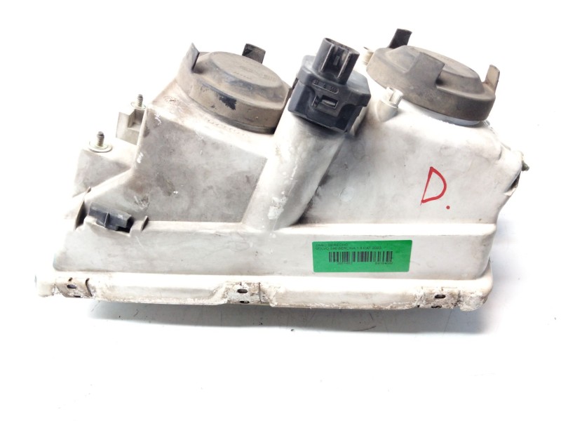 Recambio de faro derecho para volvo s40 berlina 1.8 cat referencia OEM IAM   