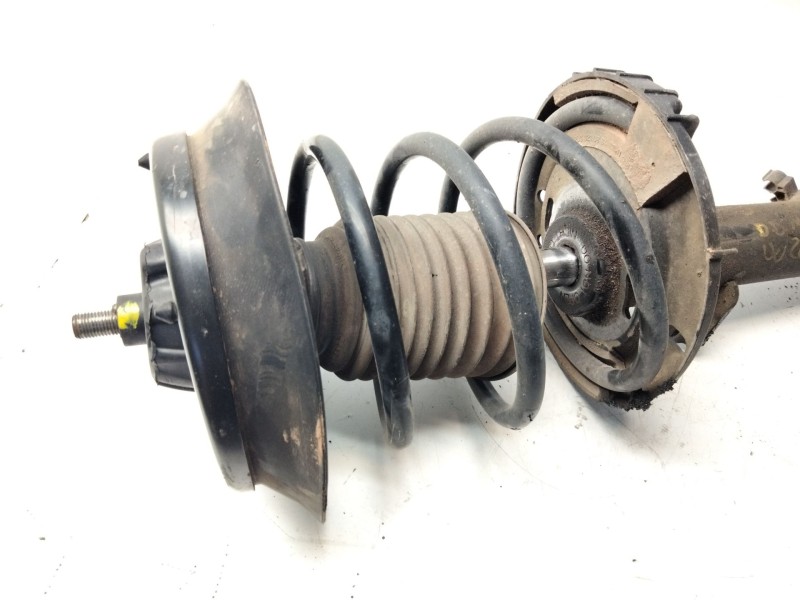 Recambio de amortiguador delantero derecho para mercedes clase c (w203) berlina 200 cdi (203.004) referencia OEM IAM A2033202630