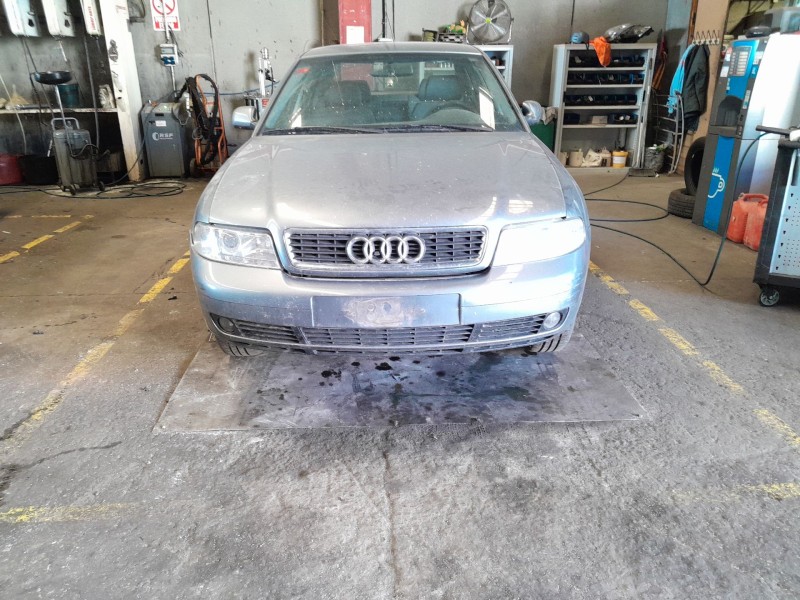 audi a4 berlina (b5) del año 2000