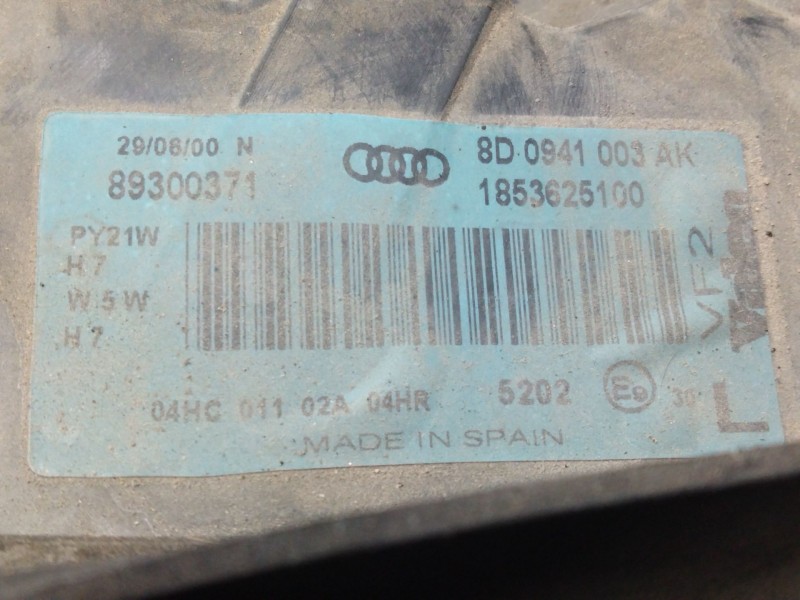 Recambio de faro izquierdo para audi a4 berlina (b5) 1.8 20v turbo referencia OEM IAM 8D0941003AD  