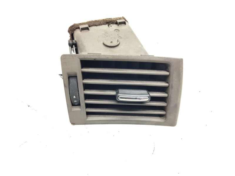 Recambio de aireador derecho para audi a4 avant (8e) 2.5 tdi (120kw) referencia OEM IAM 8E0820902F  