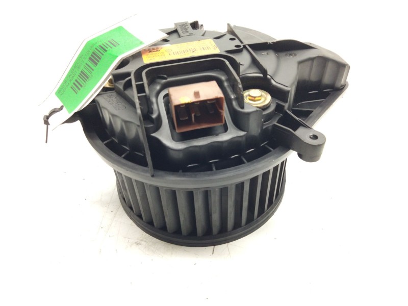 Recambio de motor calefaccion para audi a4 avant (8e) 2.5 tdi (120kw) referencia OEM IAM 8E1820021E  