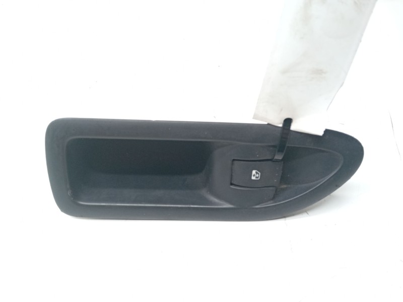 Recambio de mando elevalunas trasero izquierdo para renault laguna ii grandtour (kg0) dynamique referencia OEM IAM 8200016013  