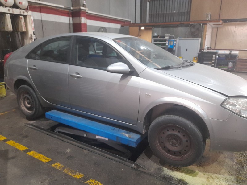 nissan primera berlina (p12) del año 2005