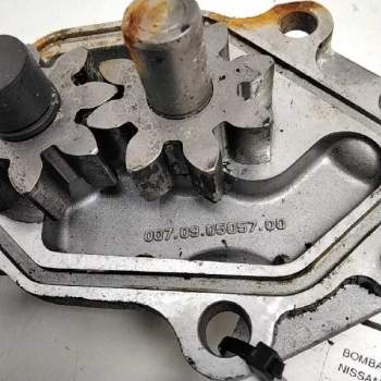 Recambio de bomba aceite para nissan terrano/terrano.ii (r20) 2.7 turbodiesel referencia OEM IAM 007090505700  111123