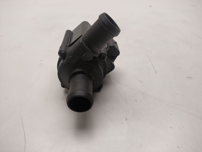 Recambio de bomba agua electrica para volkswagen passat berlina (3c2) 2.0 tdi referencia OEM IAM   