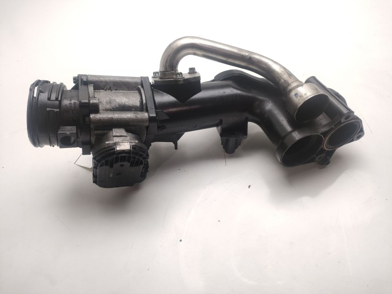 Recambio de cuerpo de mariposa para mercedes clase cls (w219) 3.0 cdi cat referencia OEM IAM   