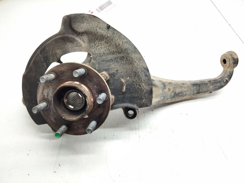 Recambio de mangueta delantera izquierda para nissan np300 pick-up (d23) acenta double cab 4x4 referencia OEM IAM   