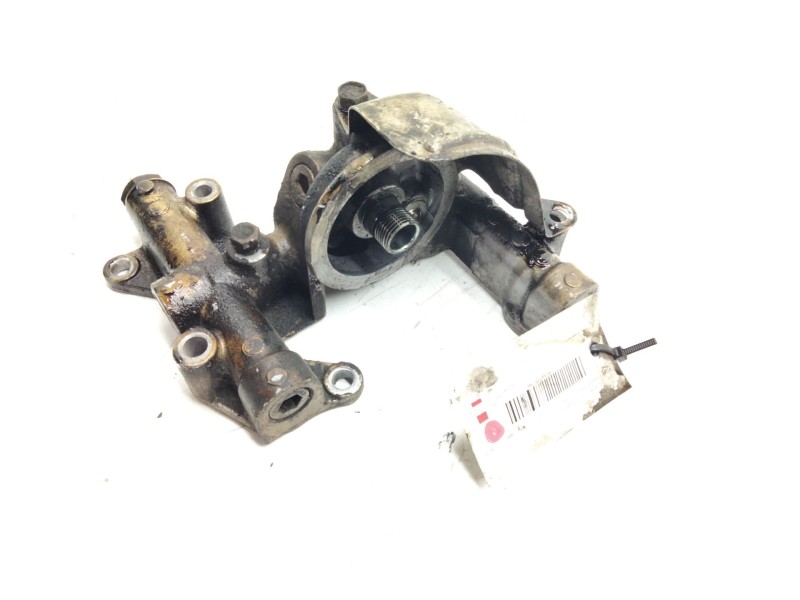Recambio de soporte filtro aceite para nissan trade chasis largo con cabina doble referencia OEM IAM   