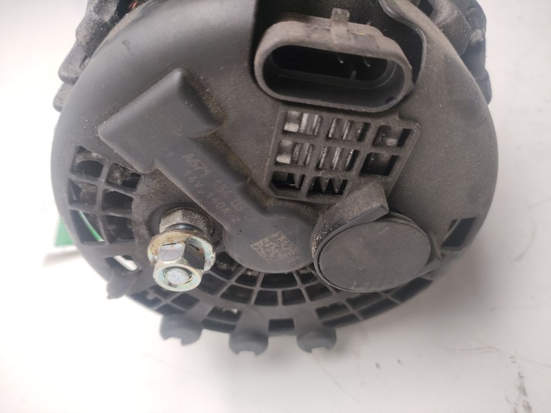 Recambio de alternador para ssangyong rodius line referencia OEM IAM  A6711540302 