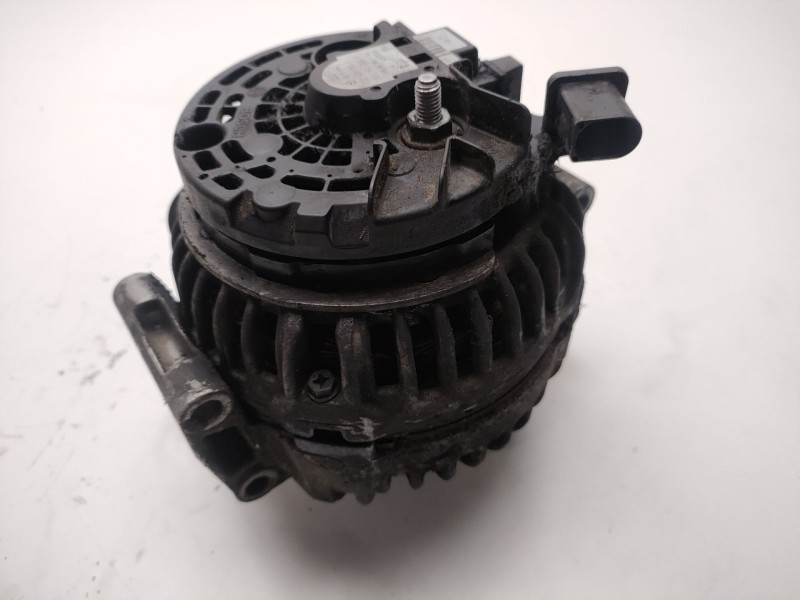 Recambio de alternador para mercedes clase cls (w219) 350 (219.356) referencia OEM IAM  A2721540102 