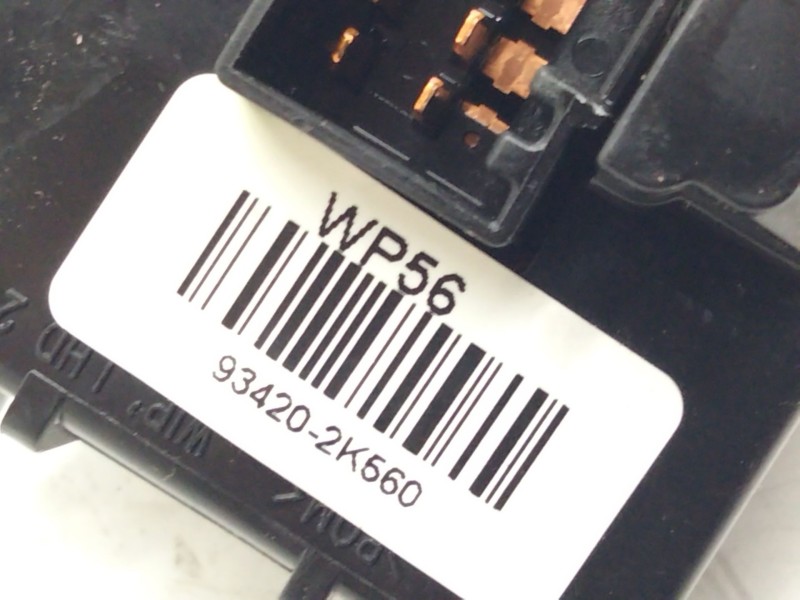 Recambio de mando limpia para kia sportage 1.7 crdi cat referencia OEM IAM 934202K560  