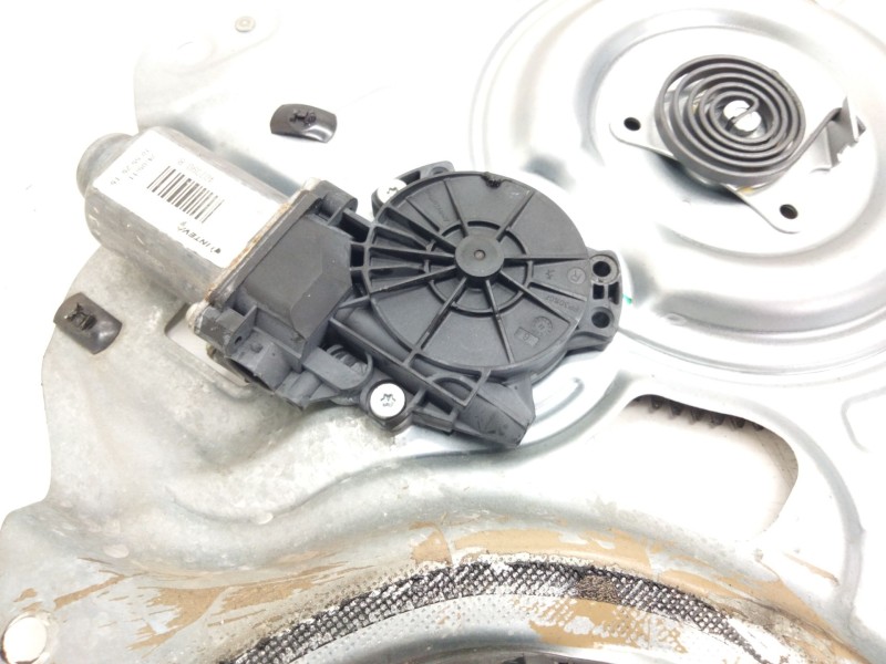 Recambio de elevalunas delantero derecho para kia sportage 1.7 crdi cat referencia OEM IAM 824803U020  