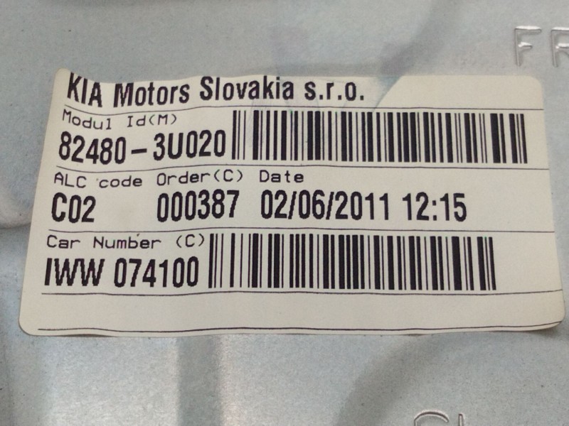 Recambio de elevalunas delantero derecho para kia sportage 1.7 crdi cat referencia OEM IAM 824803U020  