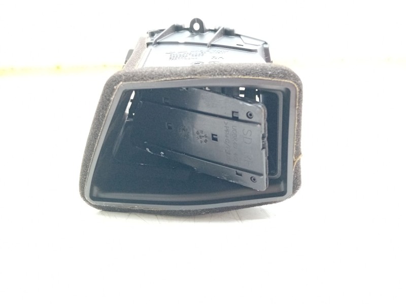 Recambio de aireador derecho para kia sportage 1.7 crdi cat referencia OEM IAM 974903W000  