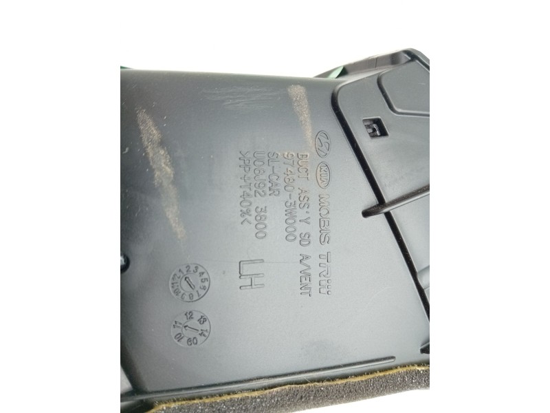 Recambio de aireador izquierdo para kia sportage 1.7 crdi cat referencia OEM IAM 974803W000  