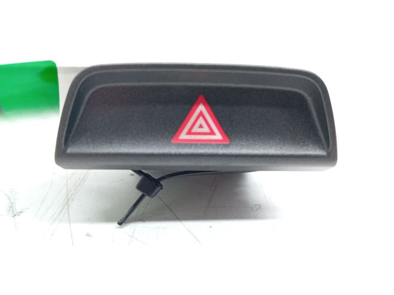 Recambio de warning para kia sportage 1.7 crdi cat referencia OEM IAM 937903U010  