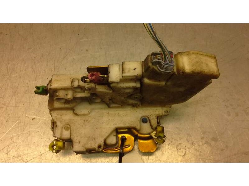 Recambio de cerradura puerta delantera derecha para nissan pick-up (d22) referencia OEM IAM   