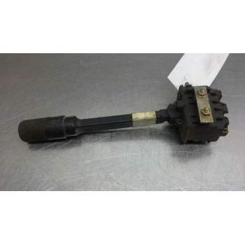 Recambio de mando limpia para alfa romeo 75 referencia OEM IAM 67828A/81  1112