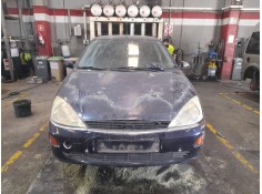ford focus berlina (cak) del año 2000