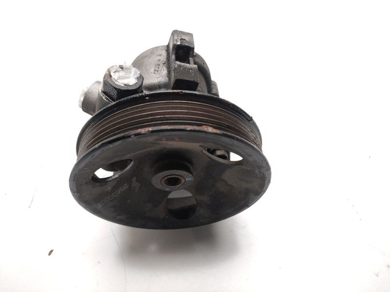 Recambio de bomba direccion para ssangyong rexton 270 xdi limited referencia OEM IAM  2515AC 