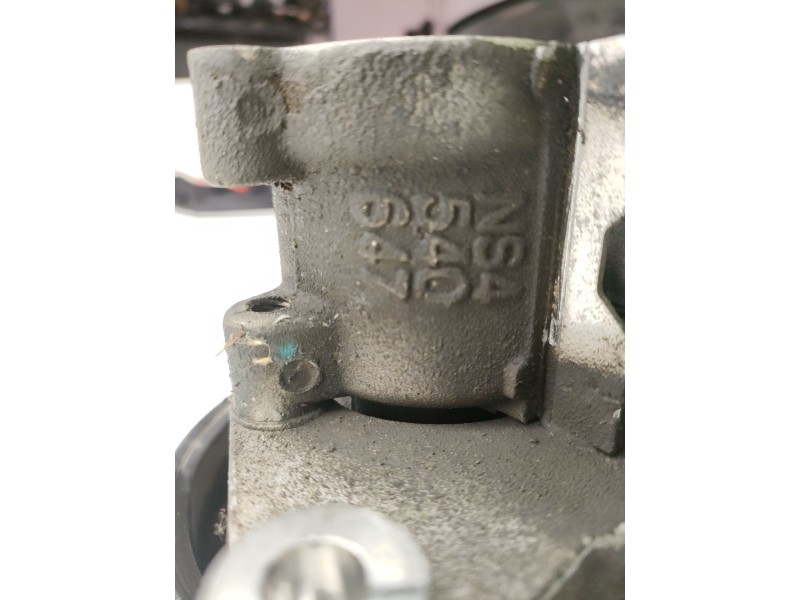 Recambio de bomba direccion para ssangyong rexton 270 xdi limited referencia OEM IAM  2515AC 