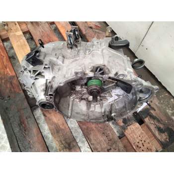Recambio de caja cambios para volvo s60 berlina 2.4 diesel cat referencia OEM IAM P9482078  