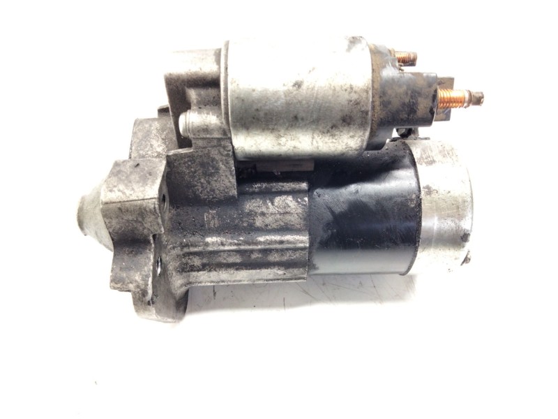 Recambio de motor arranque para renault scenic ii privilege referencia OEM IAM 8200584675  