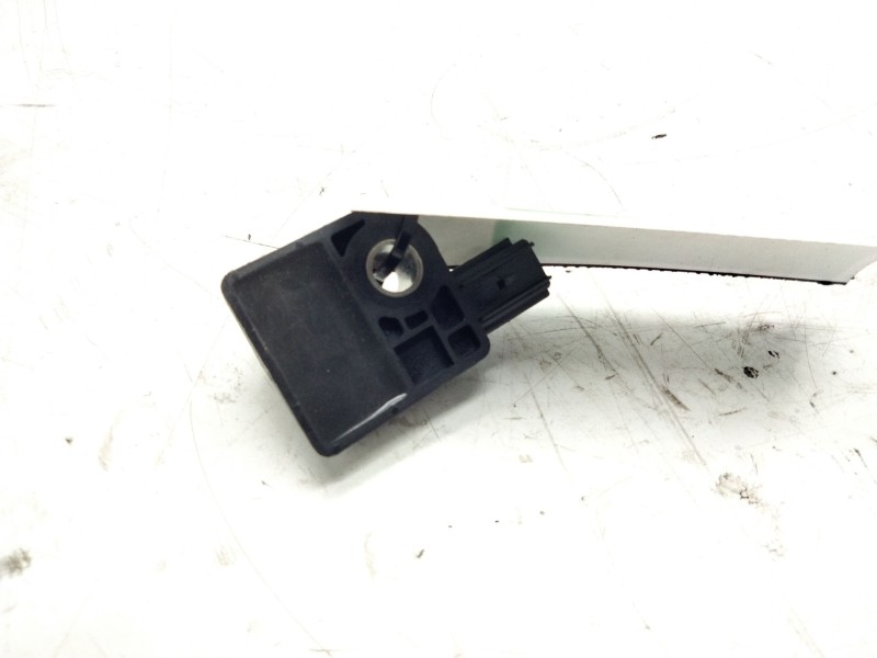 Recambio de sensor impacto airbag para kia sportage 1.7 crdi cat referencia OEM IAM 959202S000  