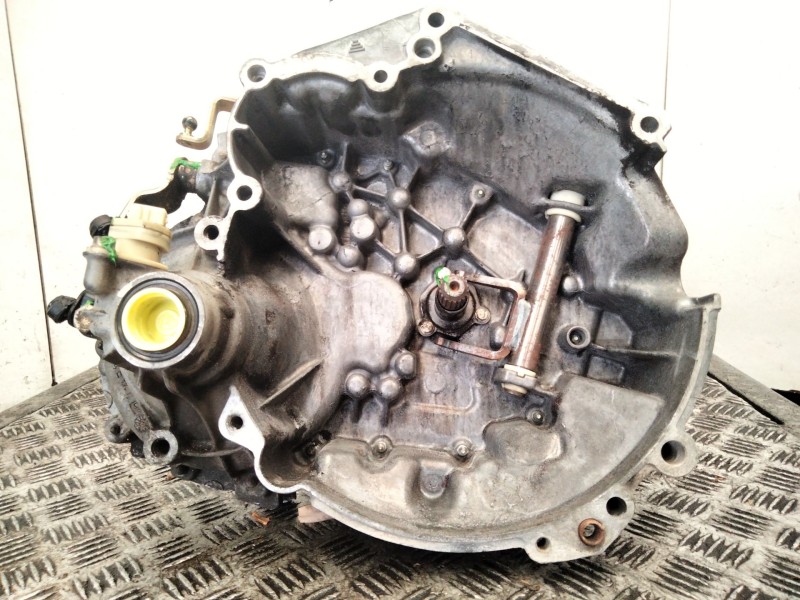 Recambio de caja cambios para peugeot 206 berlina referencia OEM IAM 20CF09  