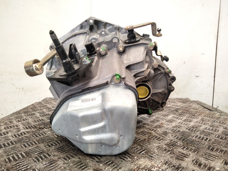 Recambio de caja cambios para peugeot 206 berlina referencia OEM IAM 20CF09  