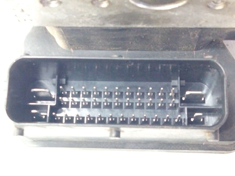 Recambio de abs para kia sportage 1.7 crdi cat referencia OEM IAM 589203U310  