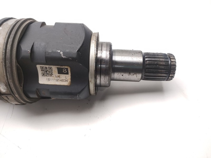 Recambio de transmision delantera izquierda para lexus ct 200h referencia OEM IAM 15111914634  