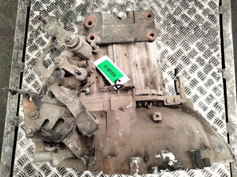 Recambio de caja cambios para kia carens (un) emotion referencia OEM IAM M5GF2  