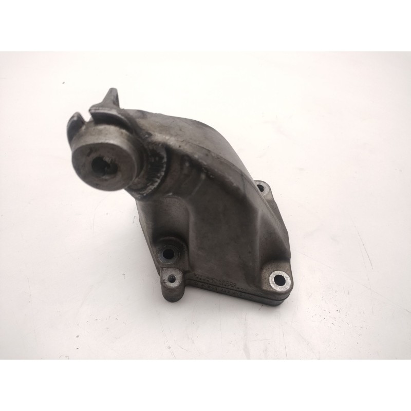Recambio de soporte motor izquierdo superior para mercedes clase cls (w219) 3.0 cdi cat referencia OEM IAM A6422230104  