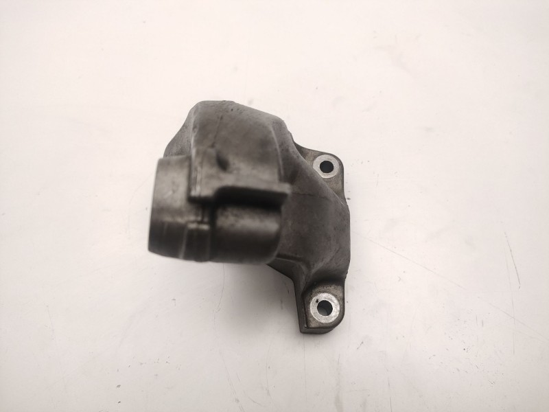 Recambio de soporte motor derecho inferior para mercedes clase cls (w219) 3.0 cdi cat referencia OEM IAM A6422230004  