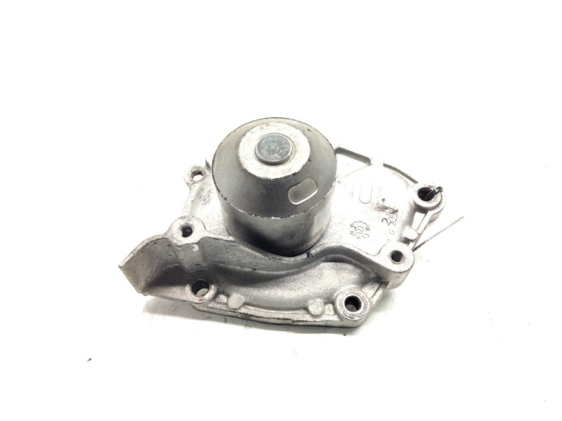 Recambio de bomba agua para opel vivaro combi 2.7t corto referencia OEM IAM   