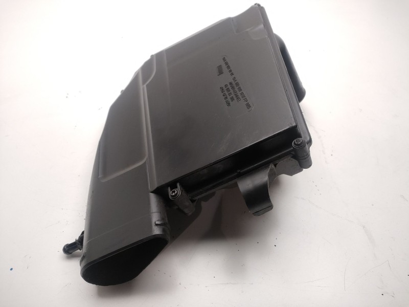 Recambio de caja filtro de aire para mercedes clase cls (w219) 3.0 cdi cat referencia OEM IAM A6420940204  