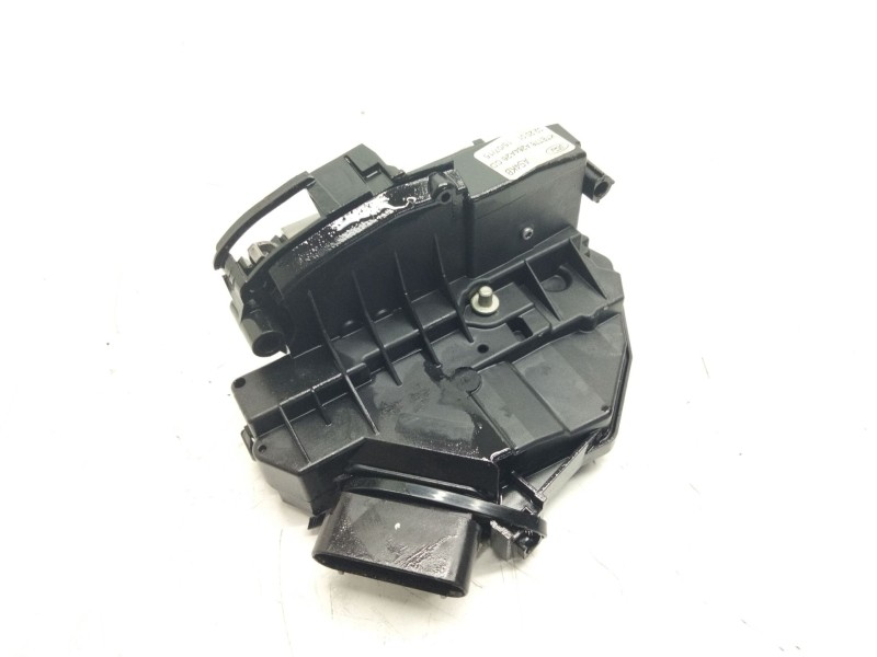 Recambio de cerradura puerta trasera derecha para ford tourneo courier (c4a) ambiente referencia OEM IAM BM5AA26412AG  