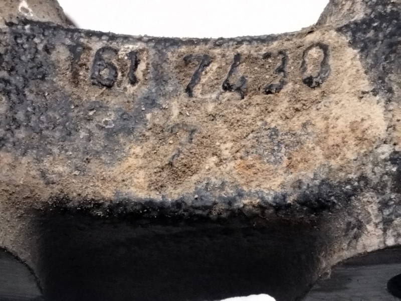 Recambio de mangueta delantera derecha para opel astra h ber. 1.7 16v cdti referencia OEM IAM 1617430  