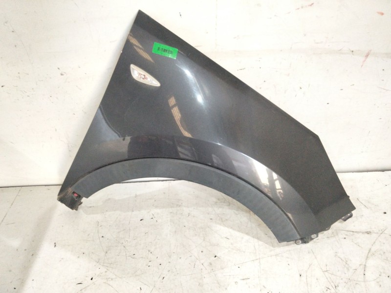 Recambio de aleta delantera derecha para kia sportage 1.7 crdi cat referencia OEM IAM   