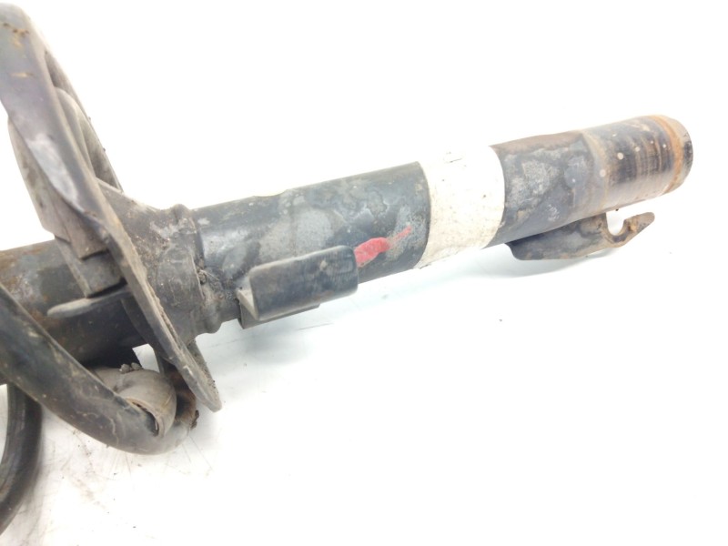 Recambio de amortiguador delantero izquierdo para renault scenic ii 1.6 16v referencia OEM IAM   