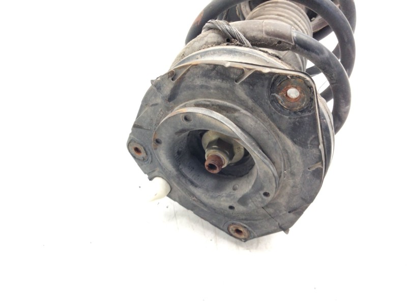 Recambio de amortiguador delantero izquierdo para renault scenic ii 1.6 16v referencia OEM IAM   
