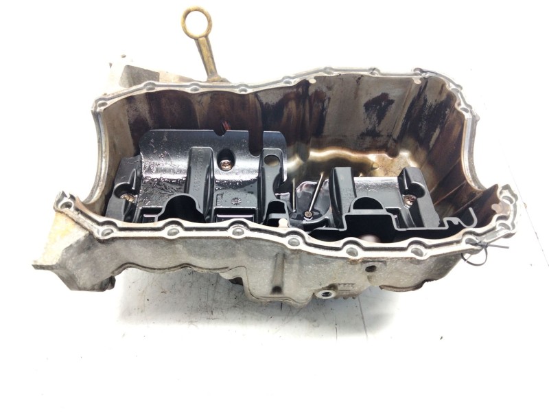 Recambio de carter para renault scenic ii 1.6 16v referencia OEM IAM 273260  